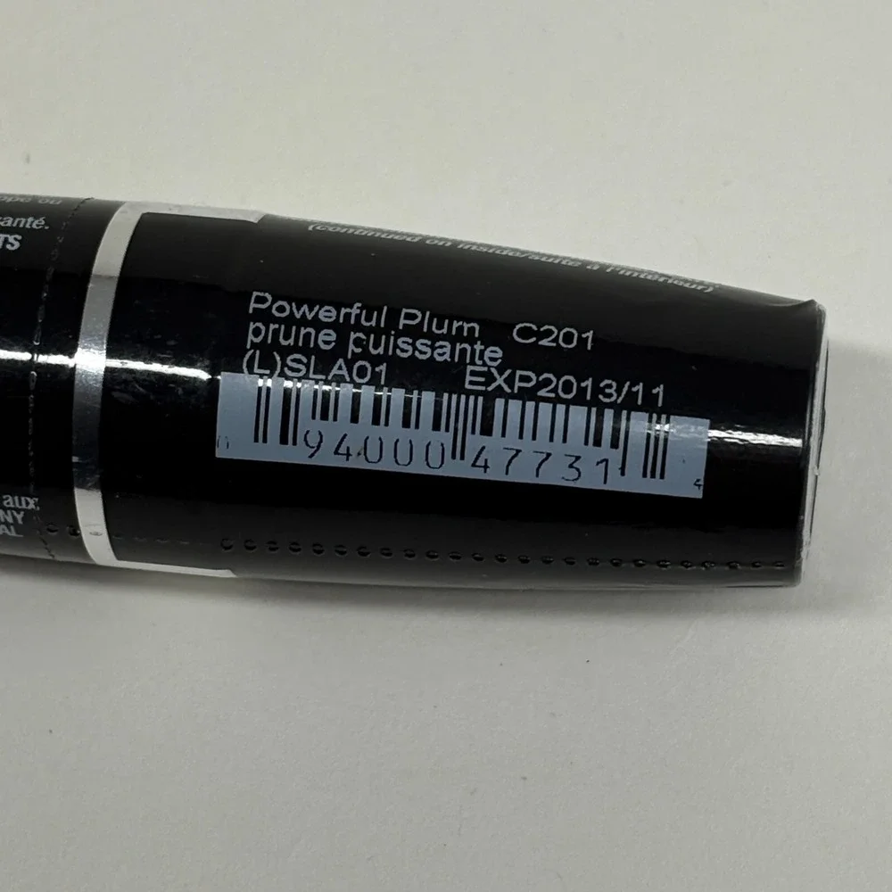 NEW Avon Ultra Color Rich Mega Impact‎ Lipstick SPF 15 .106oz POWERFUL PLUM C201